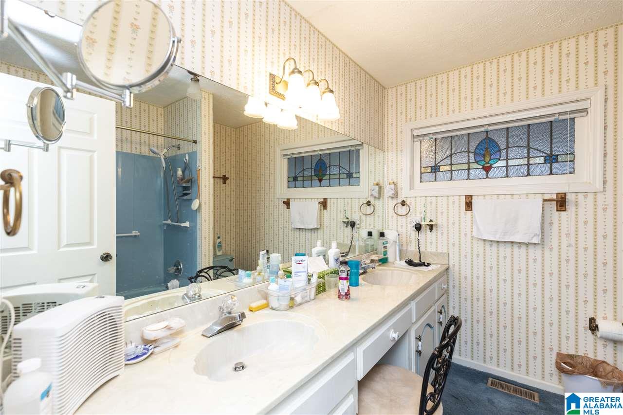 647 Ridgeway Circle Talladega, AL 35160 - Photo 29 of 48
