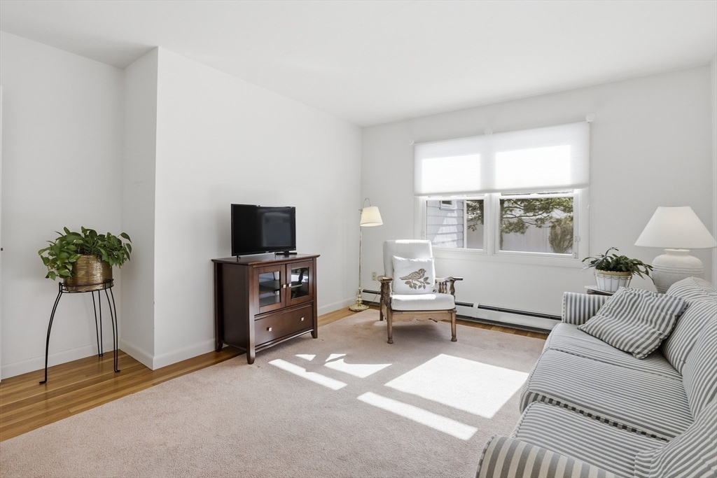 5 Cloverleaf Road Leominster, MA 01453 - Photo 17 of 33