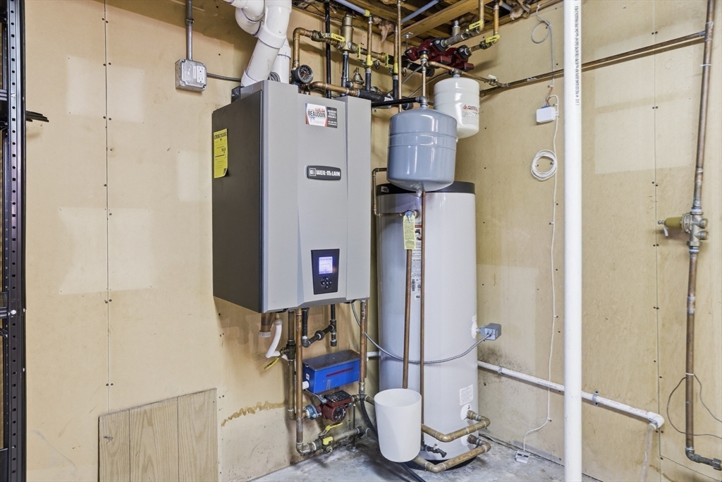 5 Cloverleaf Road Leominster, MA 01453 - Photo 30 of 33