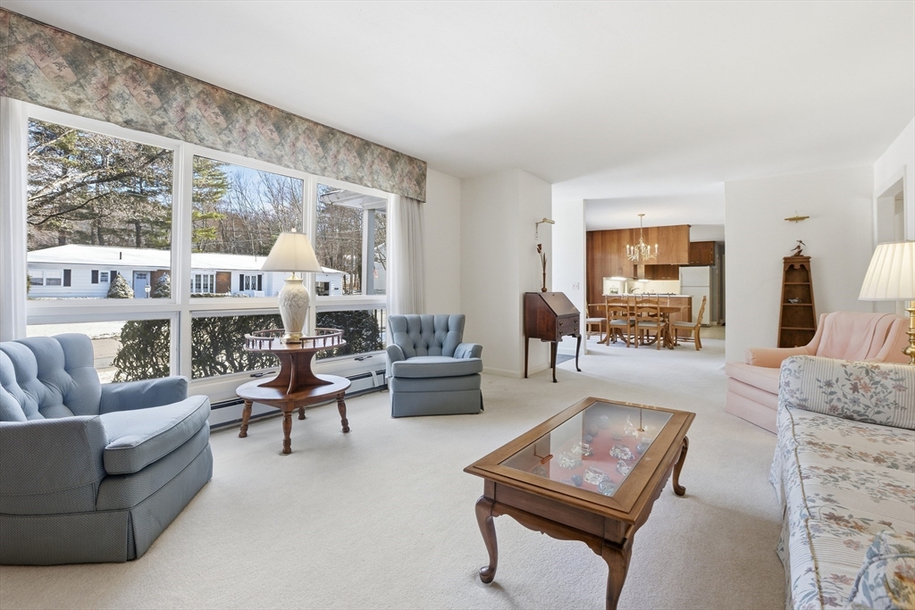 5 Cloverleaf Road Leominster, MA 01453 - Photo 5 of 33