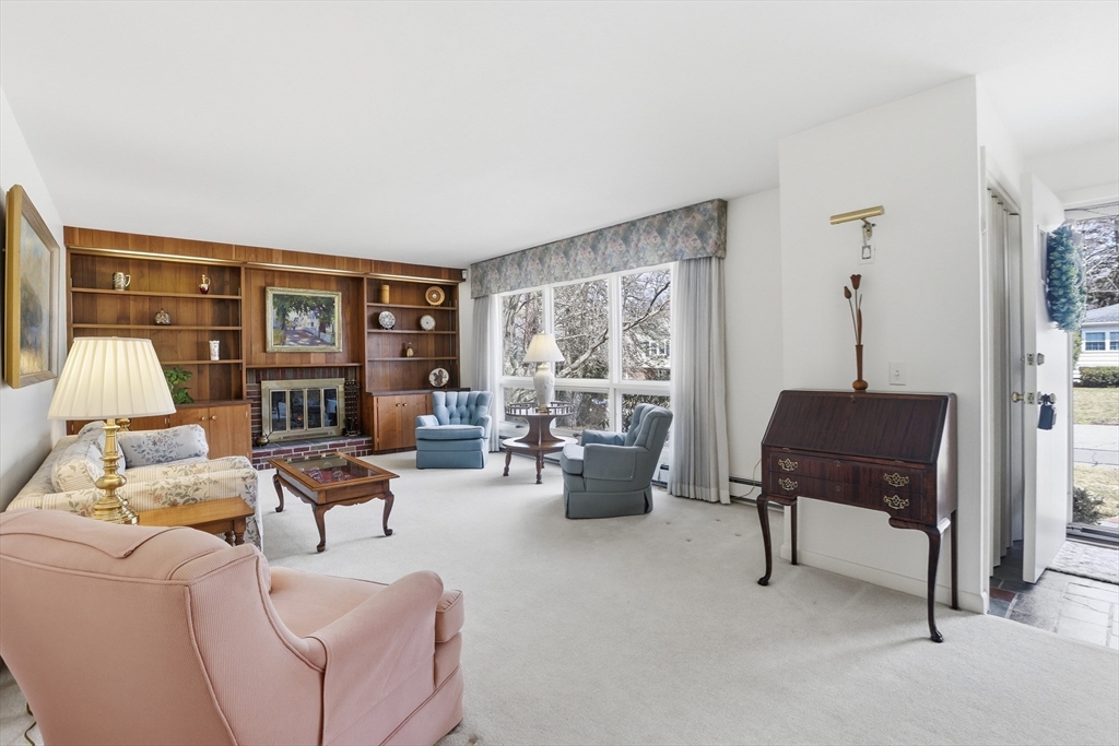 5 Cloverleaf Road Leominster, MA 01453 - Photo 7 of 33