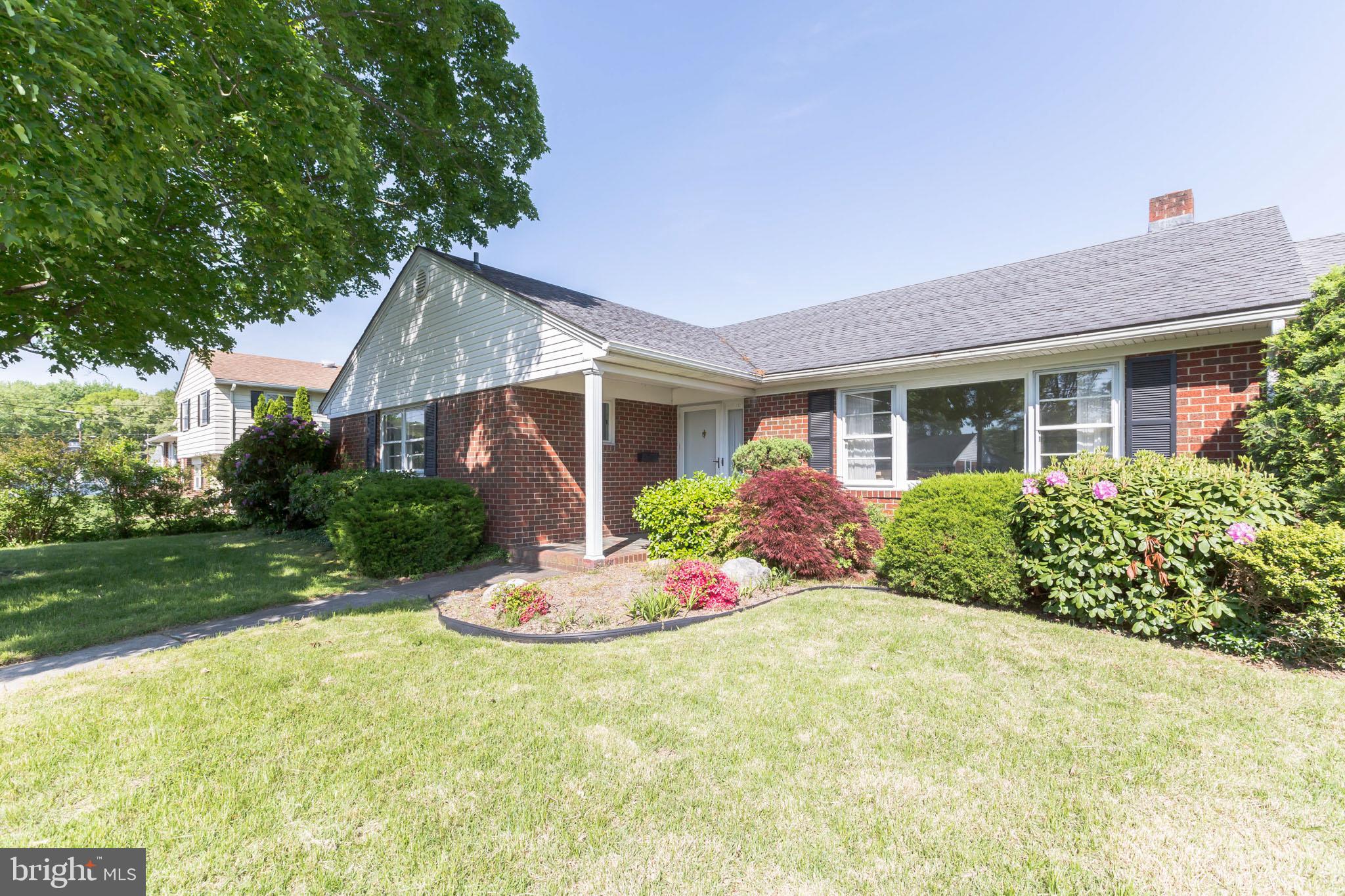 28 Meadow Road Pennsville, NJ 08070 - Photo 1 of 30 Gallery Image 1