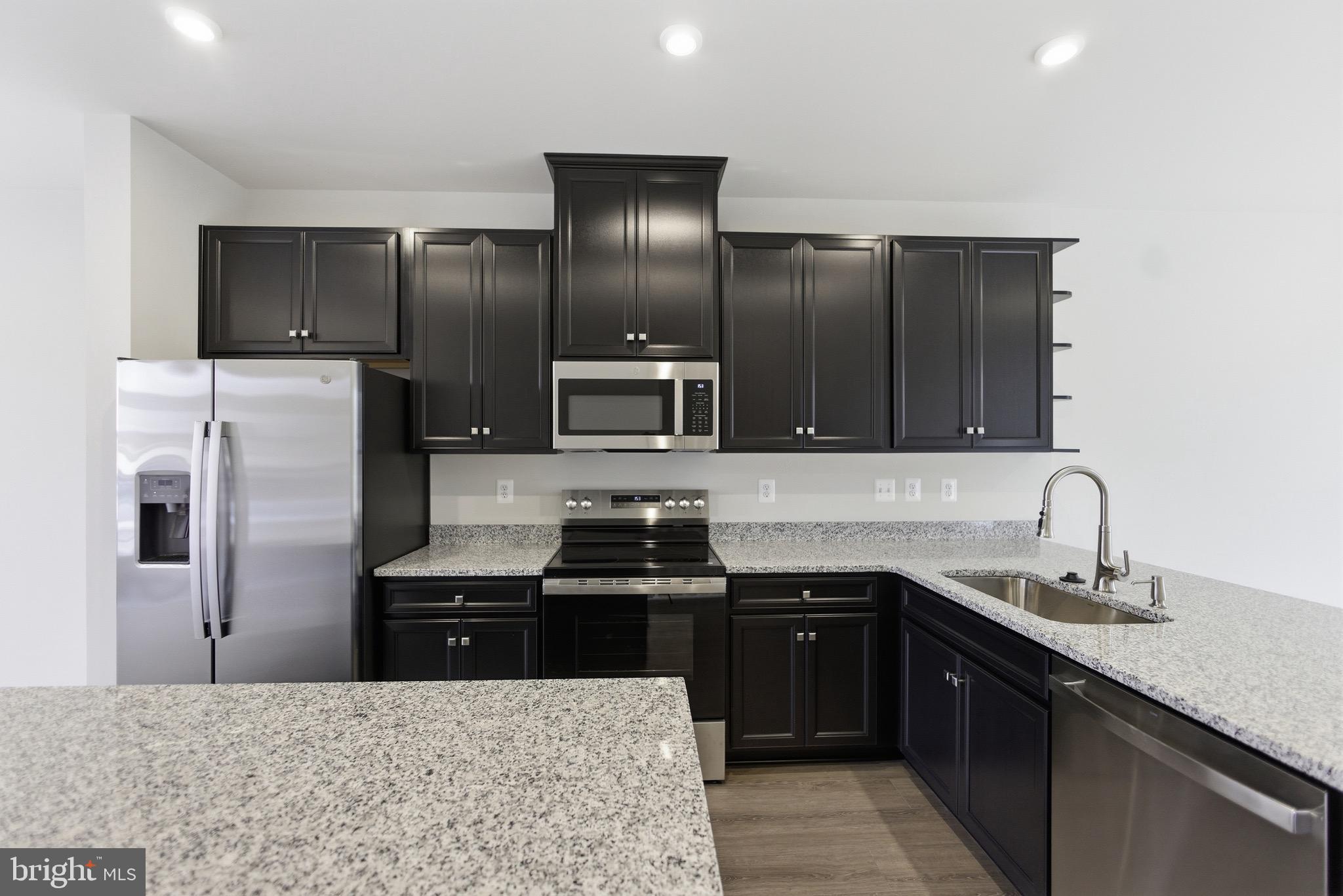 134 Spring Gate Lane Pasadena, MD 21122 - Photo 4 of 23