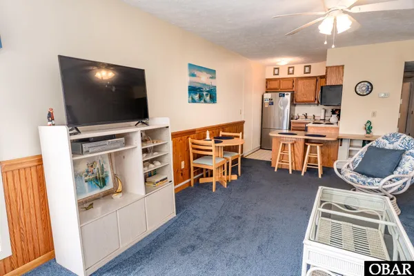 $369,900 | 117 Sea Colony Drive, Unit 209, Duck, NC 27949