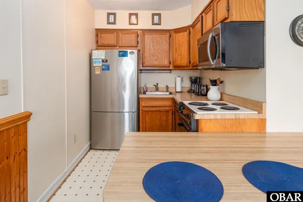 $369,900 | 117 Sea Colony Drive, Unit 209, Duck, NC 27949