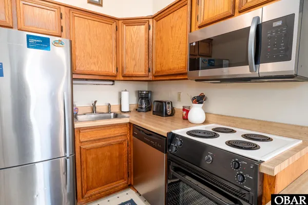 $369,900 | 117 Sea Colony Drive, Unit 209, Duck, NC 27949