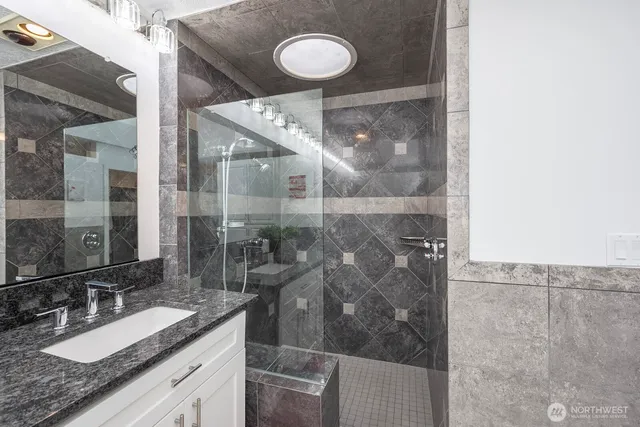 $1,149,999 | 2229 West Bench Road, Othello, WA 99344