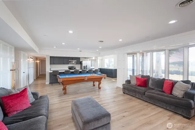 $1,149,999 | 2229 West Bench Road, Othello, WA 99344