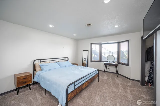 $1,149,999 | 2229 West Bench Road, Othello, WA 99344