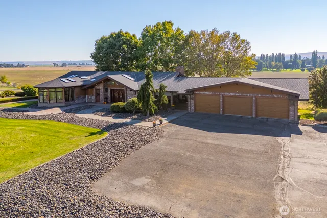 $1,149,999 | 2229 West Bench Road, Othello, WA 99344