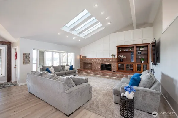 $999,990 | 2229 West Bench Road, Othello, WA 99344