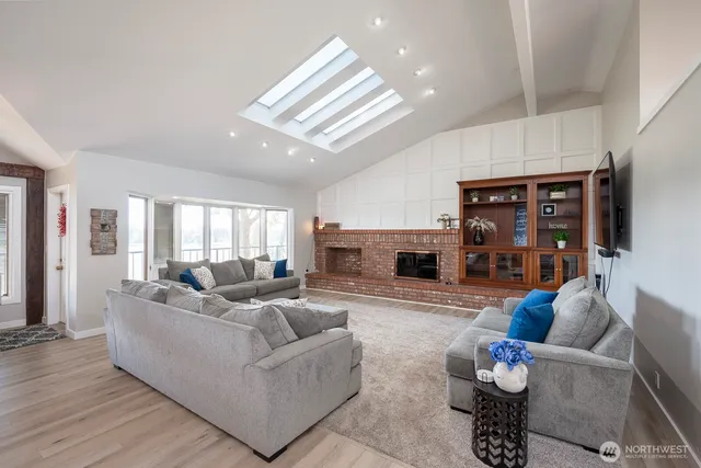 $1,149,999 | 2229 West Bench Road, Othello, WA 99344