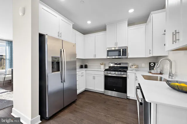 $476,915 | 152 Leona Stewart Lane, Pennington, NJ 08534