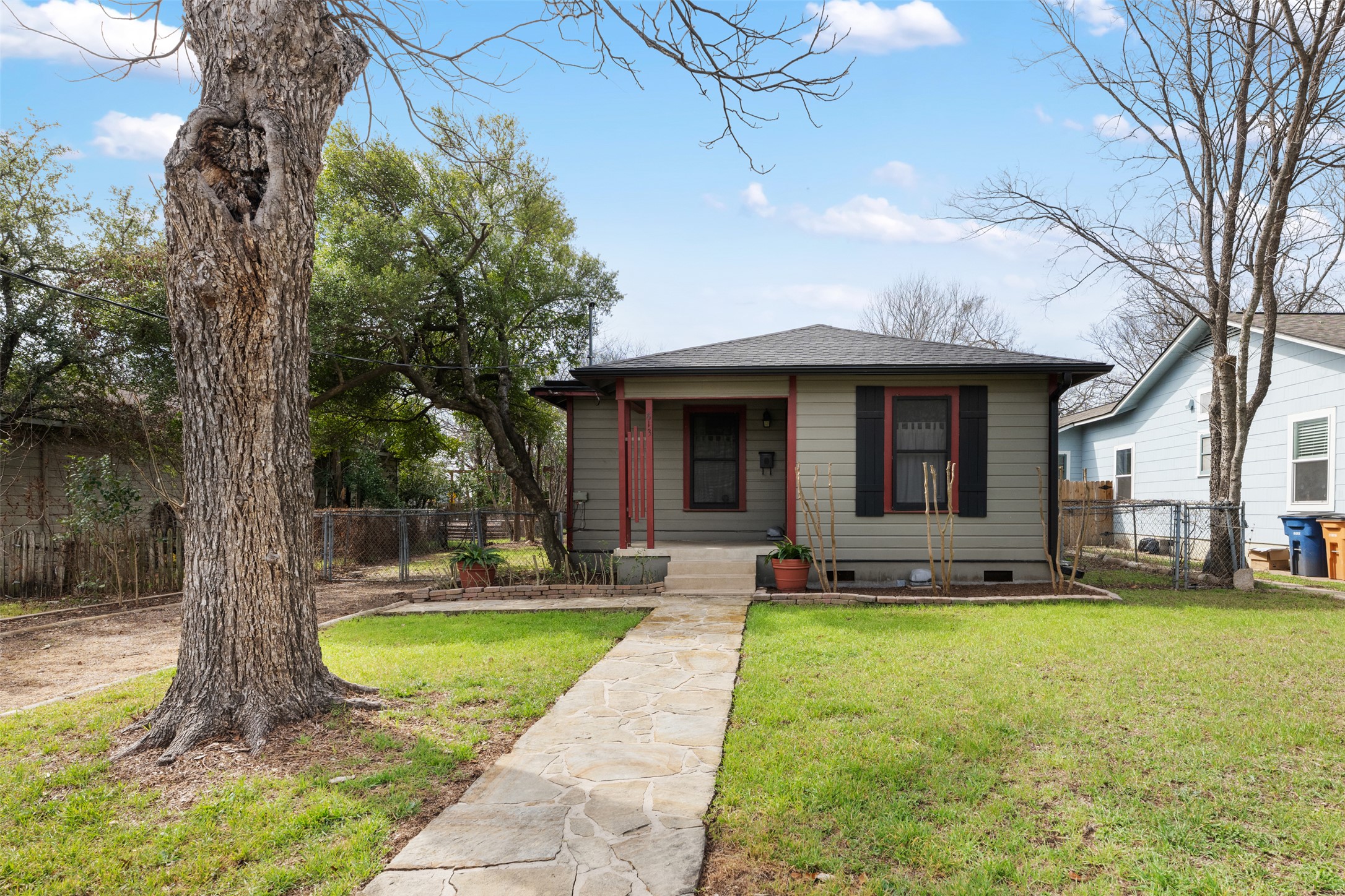 813 East 48th Street Austin, TX 78751 - Photo 2 of 37 a view of a house with a swimming pool