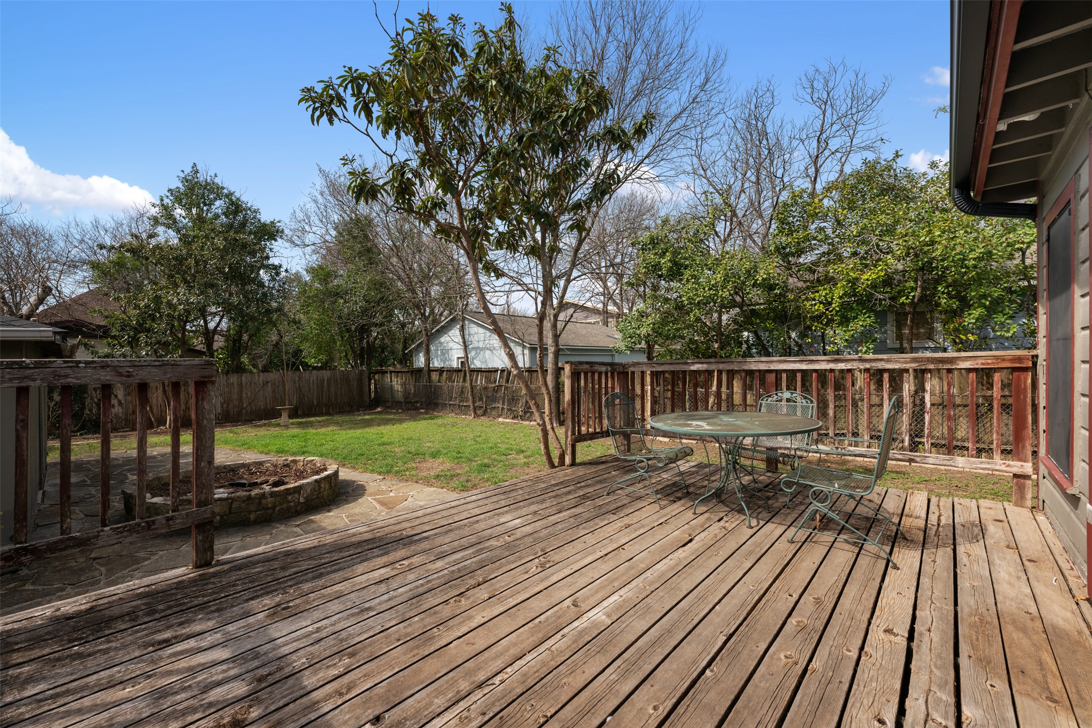 813 East 48th Street Austin, TX 78751 - Photo 26 of 37 a view of a two chairs on the roof deck