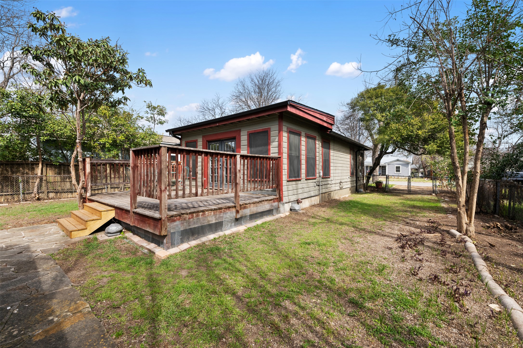 813 East 48th Street Austin, TX 78751 - Photo 28 of 37 a view of backyard with a garden and entertaining space