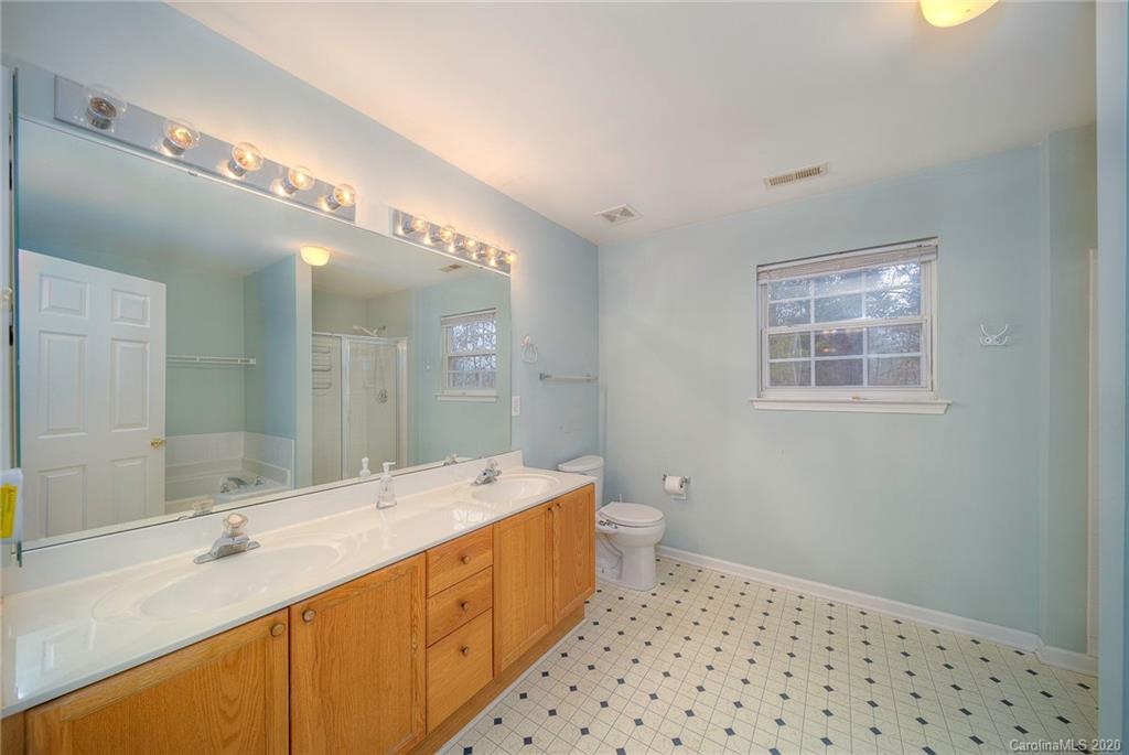 782 Knightswood Road, Unit 402 Fort Mill, SC 29708 - Photo 19 of 47
