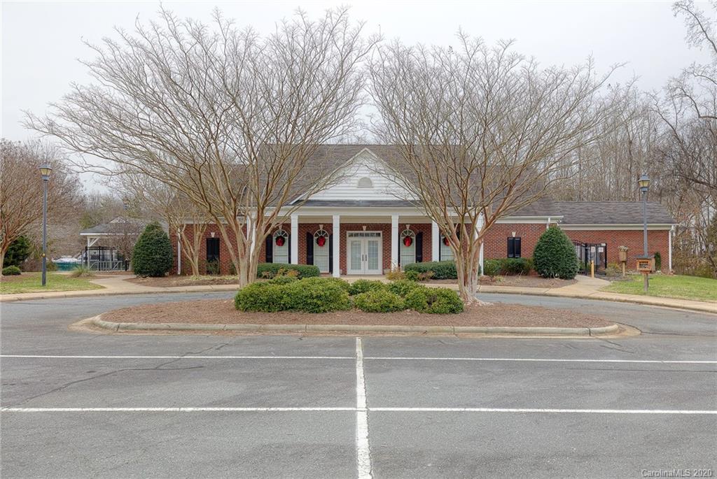 782 Knightswood Road, Unit 402 Fort Mill, SC 29708 - Photo 32 of 47