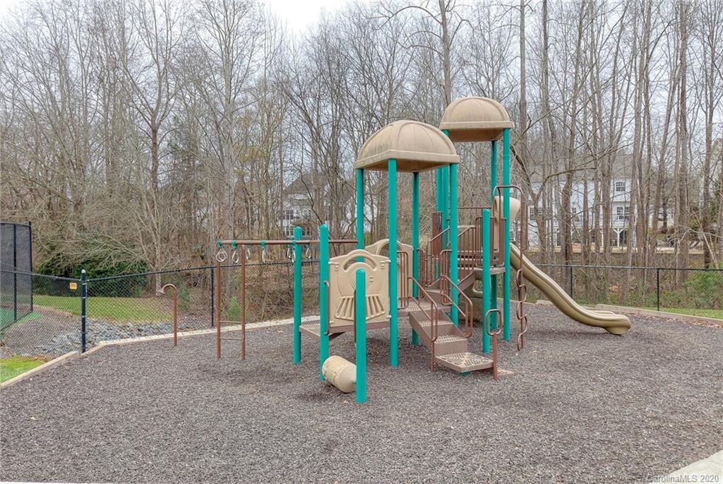 782 Knightswood Road, Unit 402 Fort Mill, SC 29708 - Photo 34 of 47