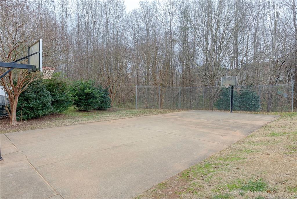782 Knightswood Road, Unit 402 Fort Mill, SC 29708 - Photo 37 of 47