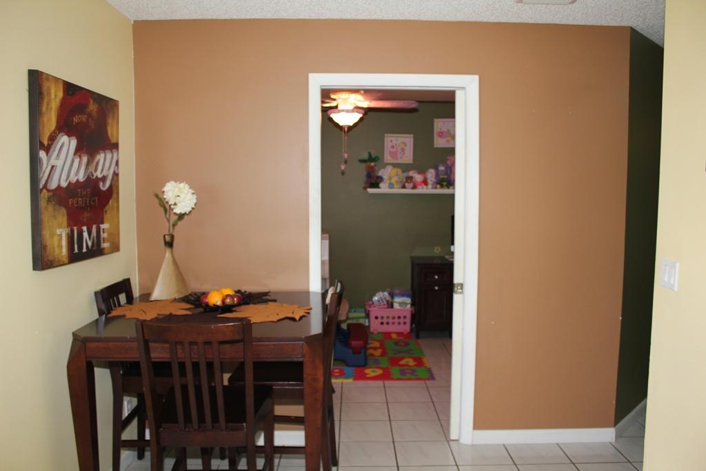 10056 Country Brook Road Boca Raton, FL 33428 - Photo 9 of 24 IMG_8648