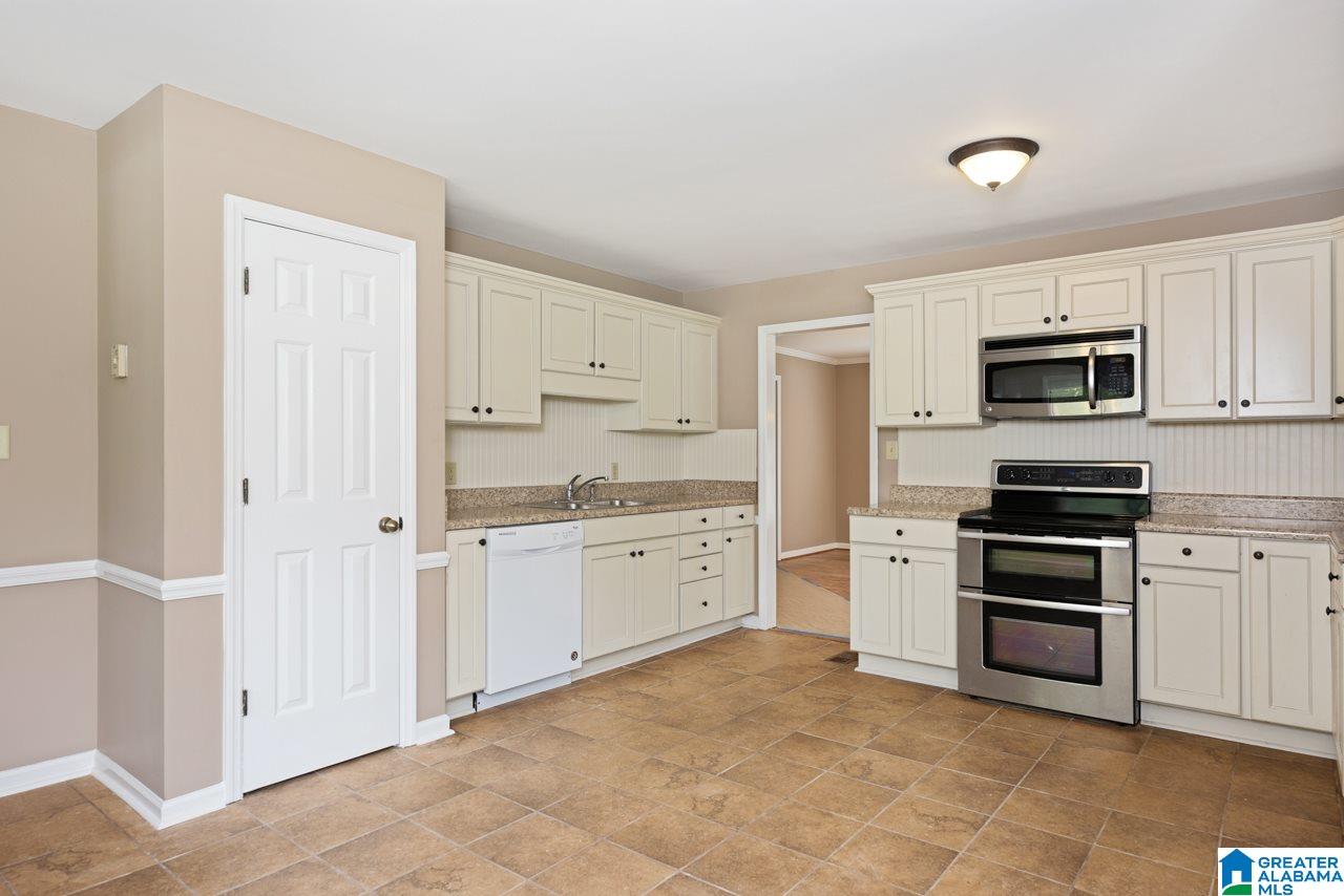291 Wilderness Lane Alabaster, AL 35007 - Photo 28 of 42