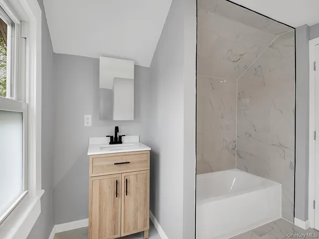 $379,999 | 29 Harwich Street, Kingston, NY 12401