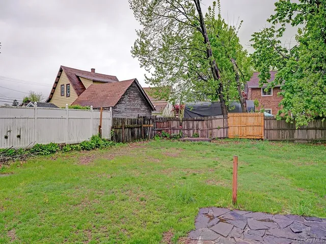 $379,999 | 29 Harwich Street, Kingston, NY 12401