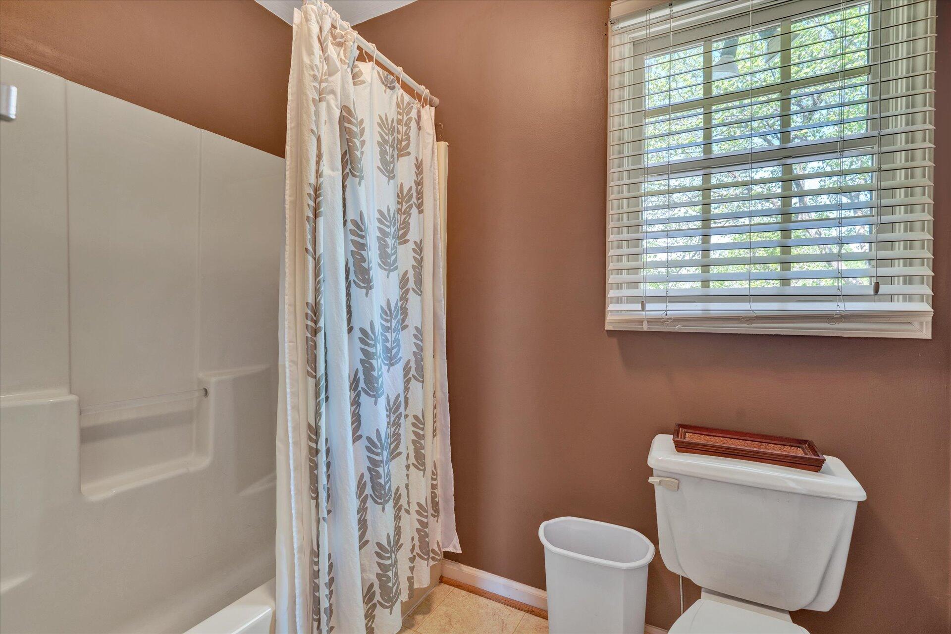 1801 Millbridge Road Salem, VA 24153 - Photo 35 of 43 32-DSC0189