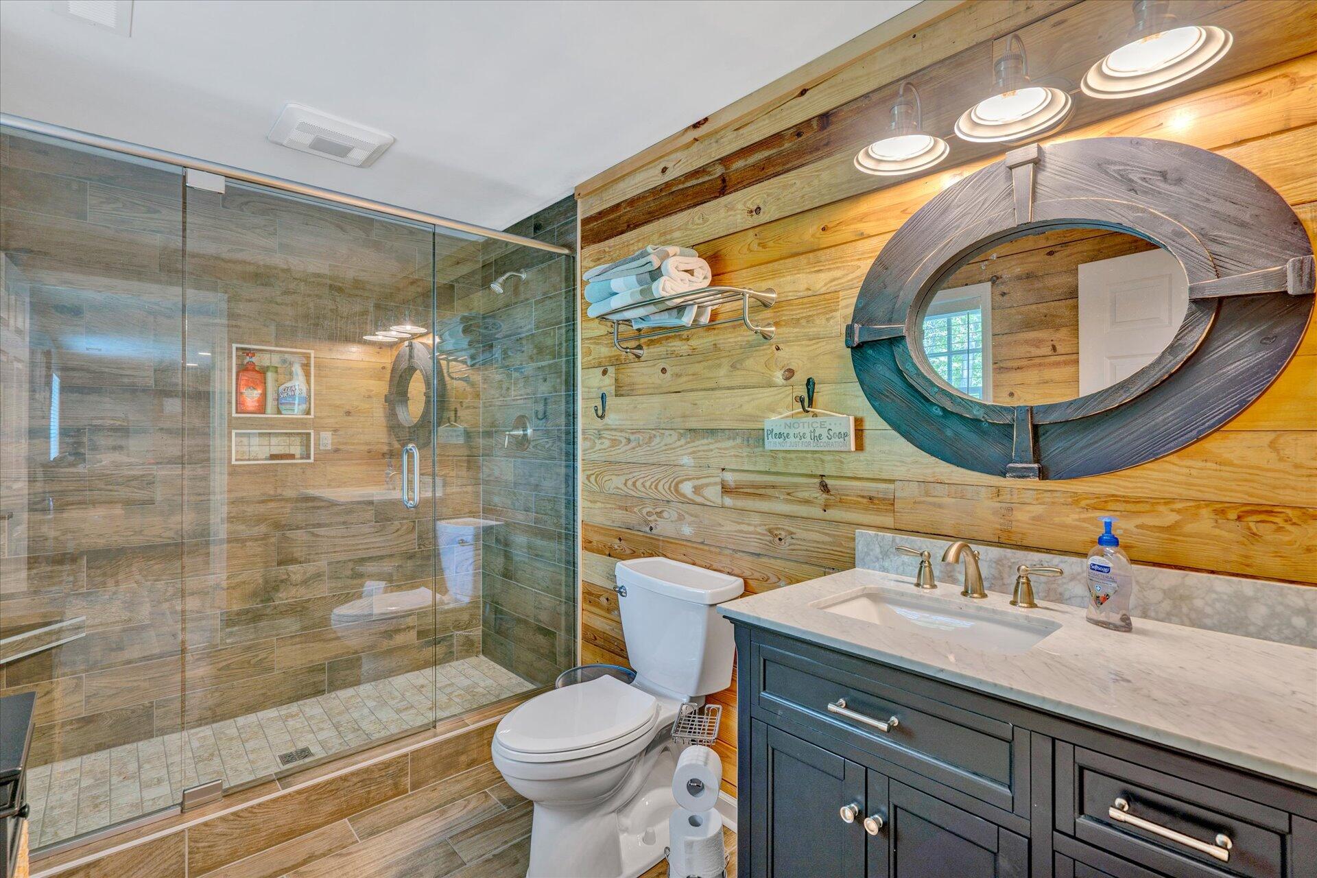 1801 Millbridge Road Salem, VA 24153 - Photo 39 of 43 36-DSC0138