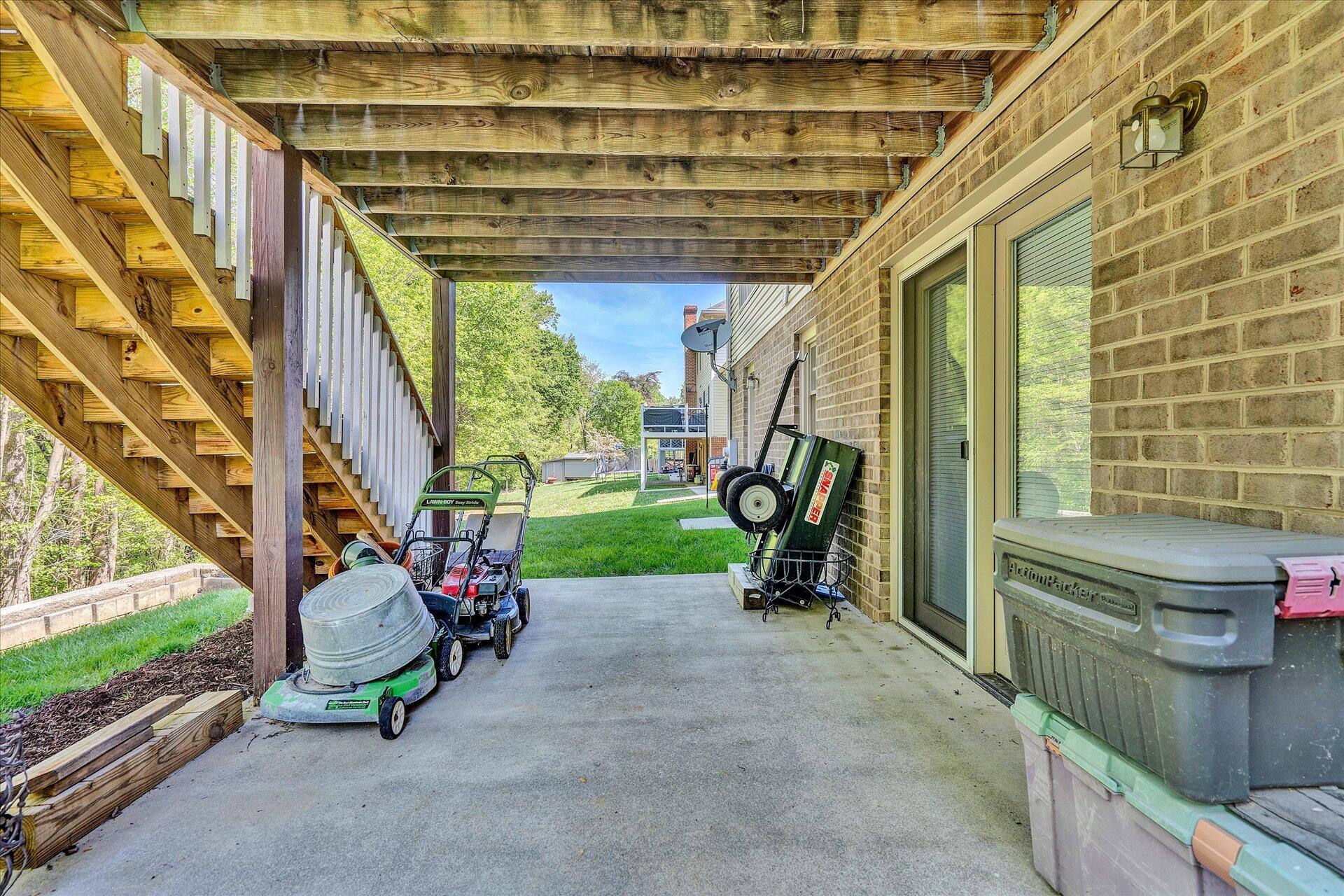 1801 Millbridge Road Salem, VA 24153 - Photo 41 of 43 38-DSC0117