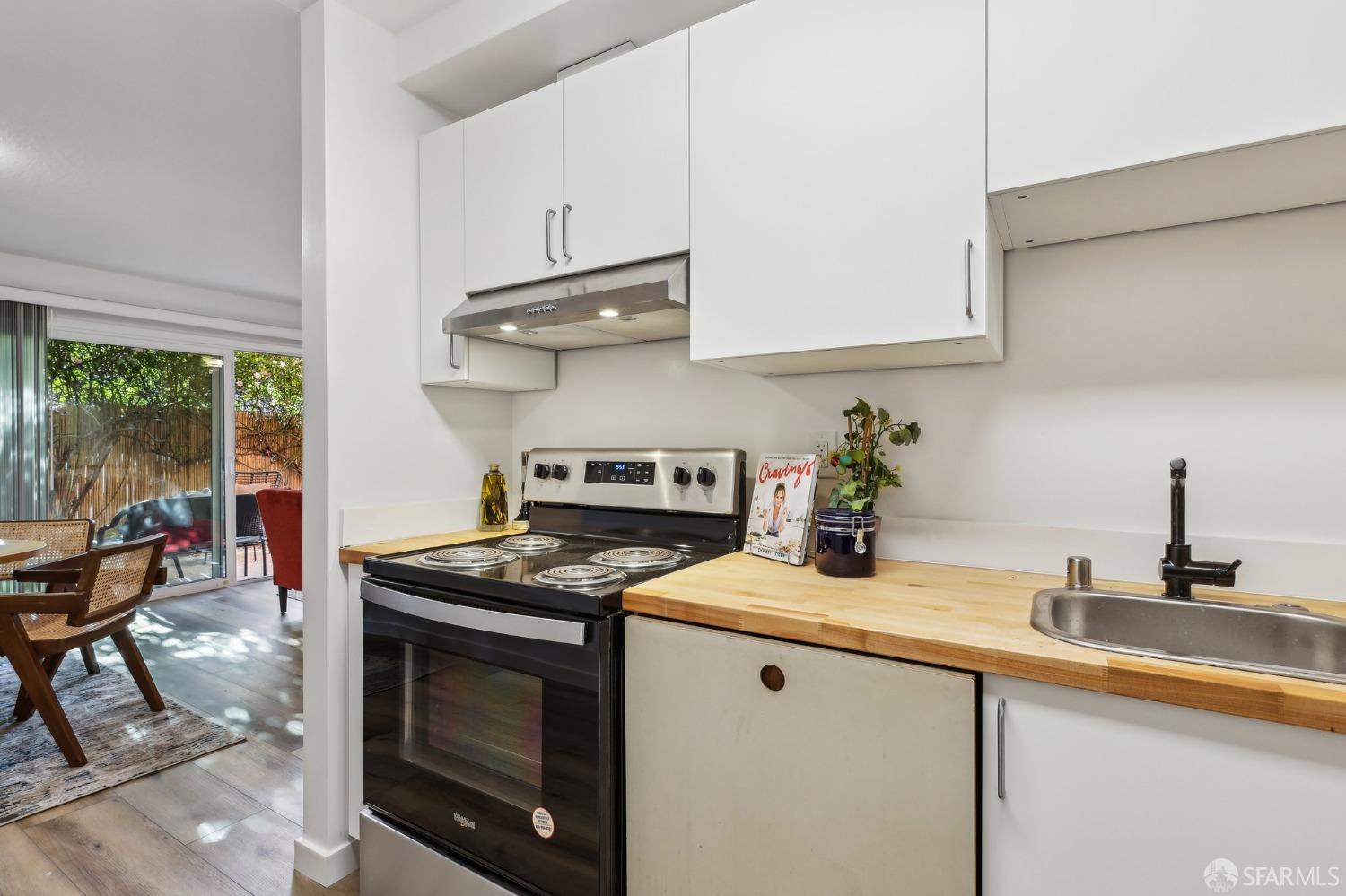 10 Inca Lane, Unit 1 San Francisco, CA 94115 - Photo 11 of 27