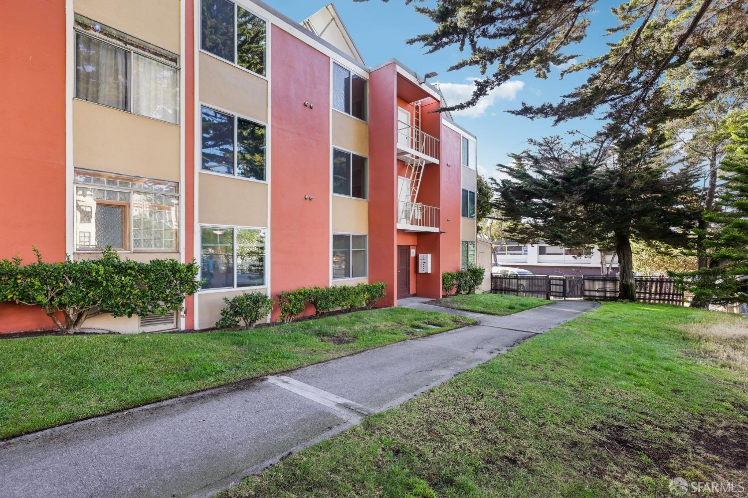 10 Inca Lane, Unit 1 San Francisco, CA 94115 - Photo 26 of 27