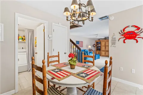 $219,000 | 550 North Tropic Lane, Unit 6B, Vero Beach, FL 32960