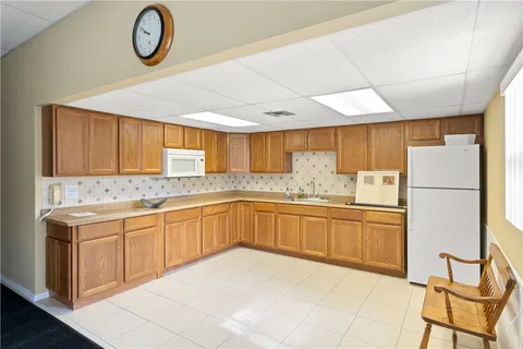 $219,000 | 550 North Tropic Lane, Unit 6B, Vero Beach, FL 32960
