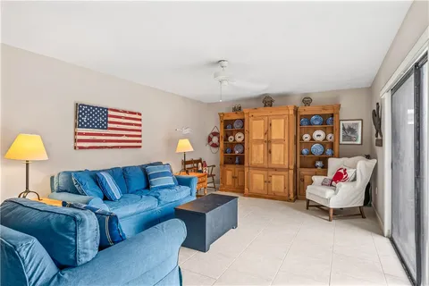 $219,000 | 550 North Tropic Lane, Unit 6B, Vero Beach, FL 32960