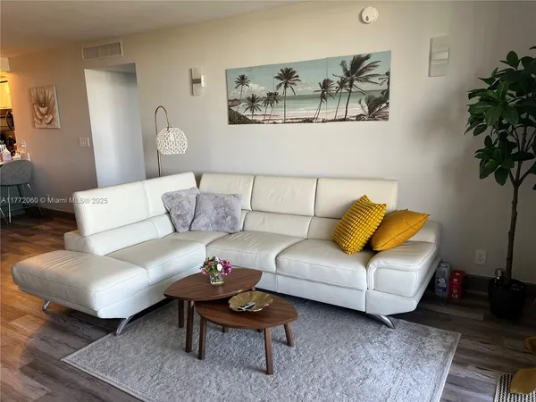 $2,800 | 600 Three Islands Boulevard, Unit 504, Hallandale, FL 33009