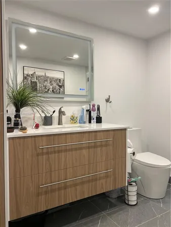 $2,800 | 600 Three Islands Boulevard, Unit 504, Hallandale, FL 33009