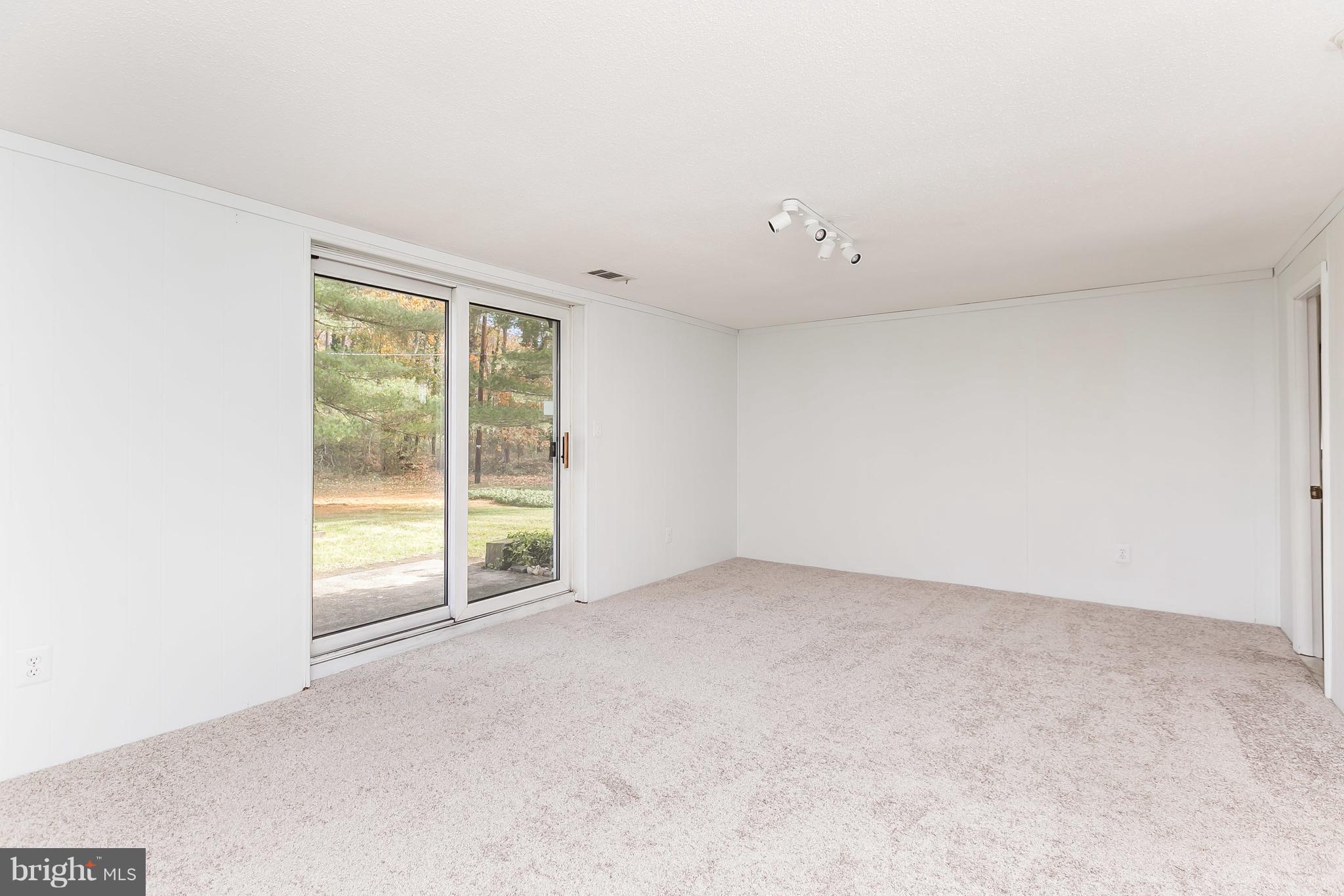 4416 Wynn Road Baltimore, MD 21236 - Photo 29 of 40 Lower level with walk out to backyard