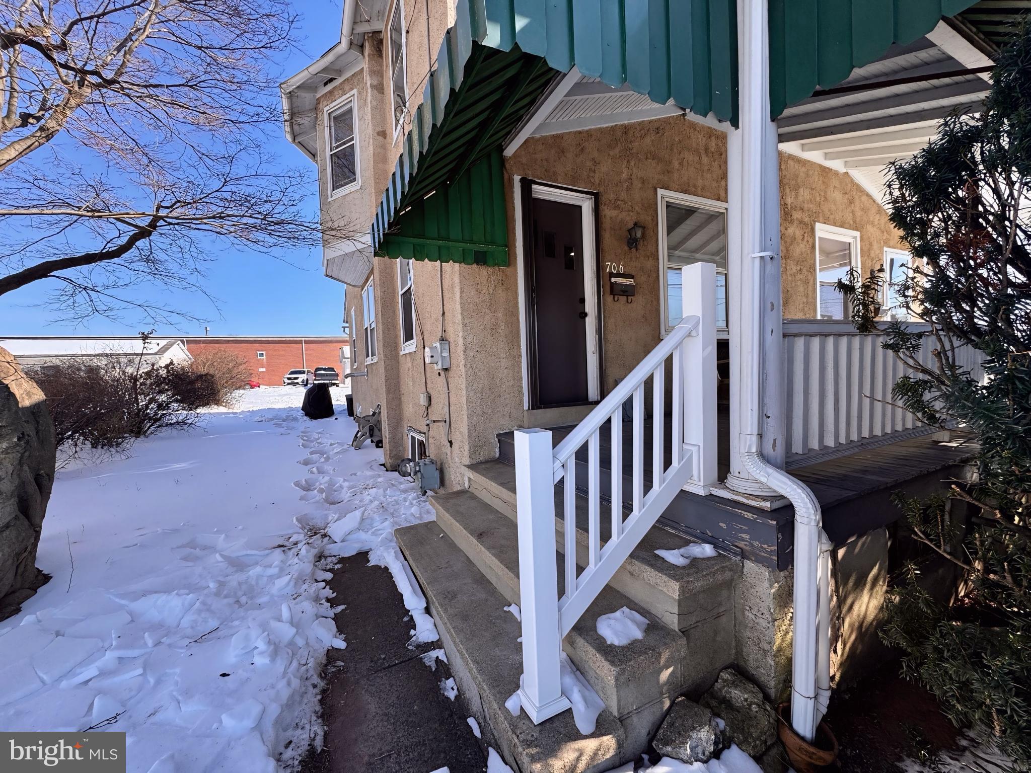 Welcome to 706 Main St.