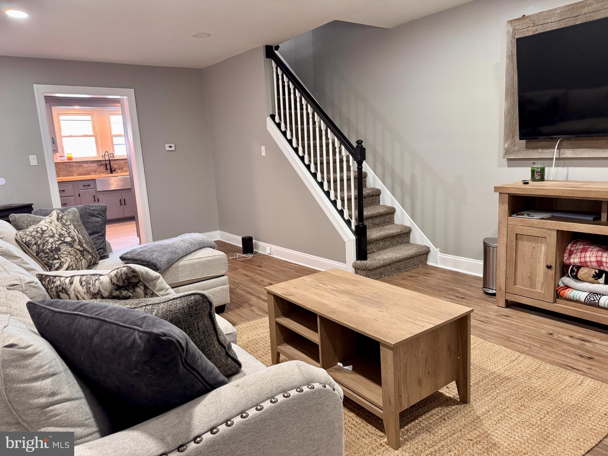 706 Main Street Red Hill, PA 18076 - Photo 4 of 34