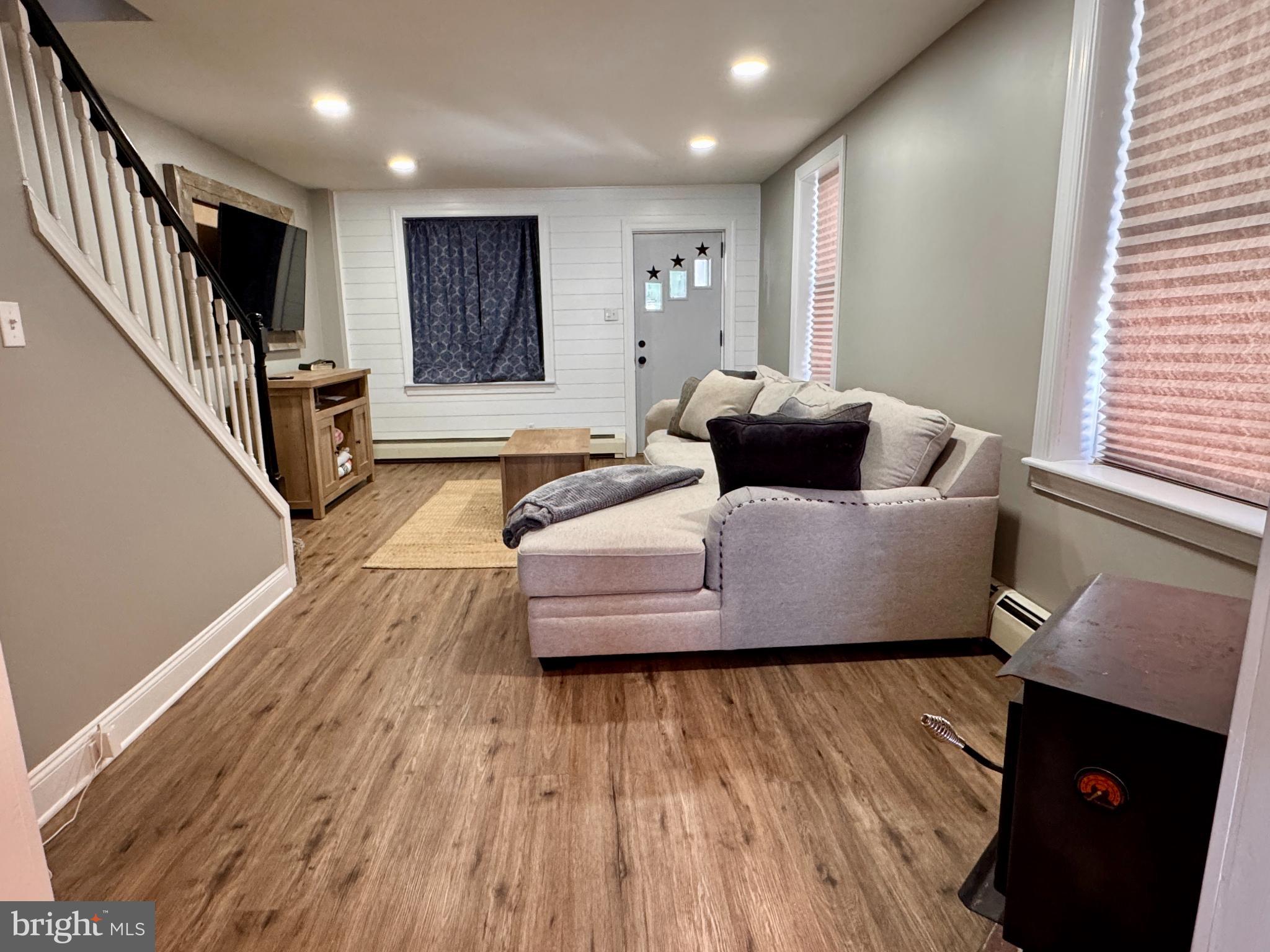 706 Main Street Red Hill, PA 18076 - Photo 8 of 34