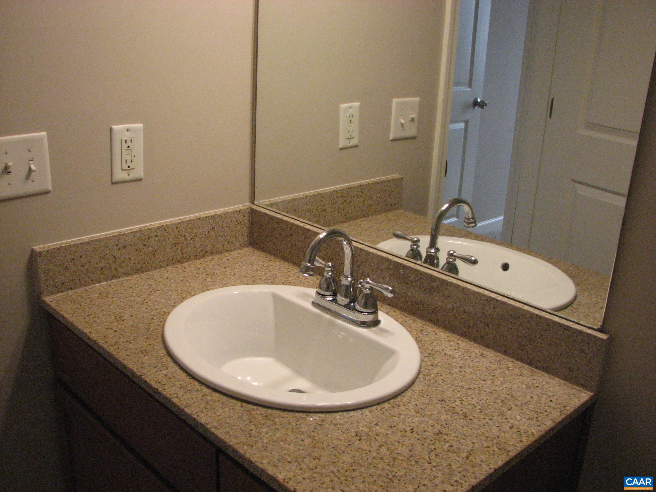 700 Walker Square, Unit 3D Charlottesville, VA 22903 - Photo 22 of 34