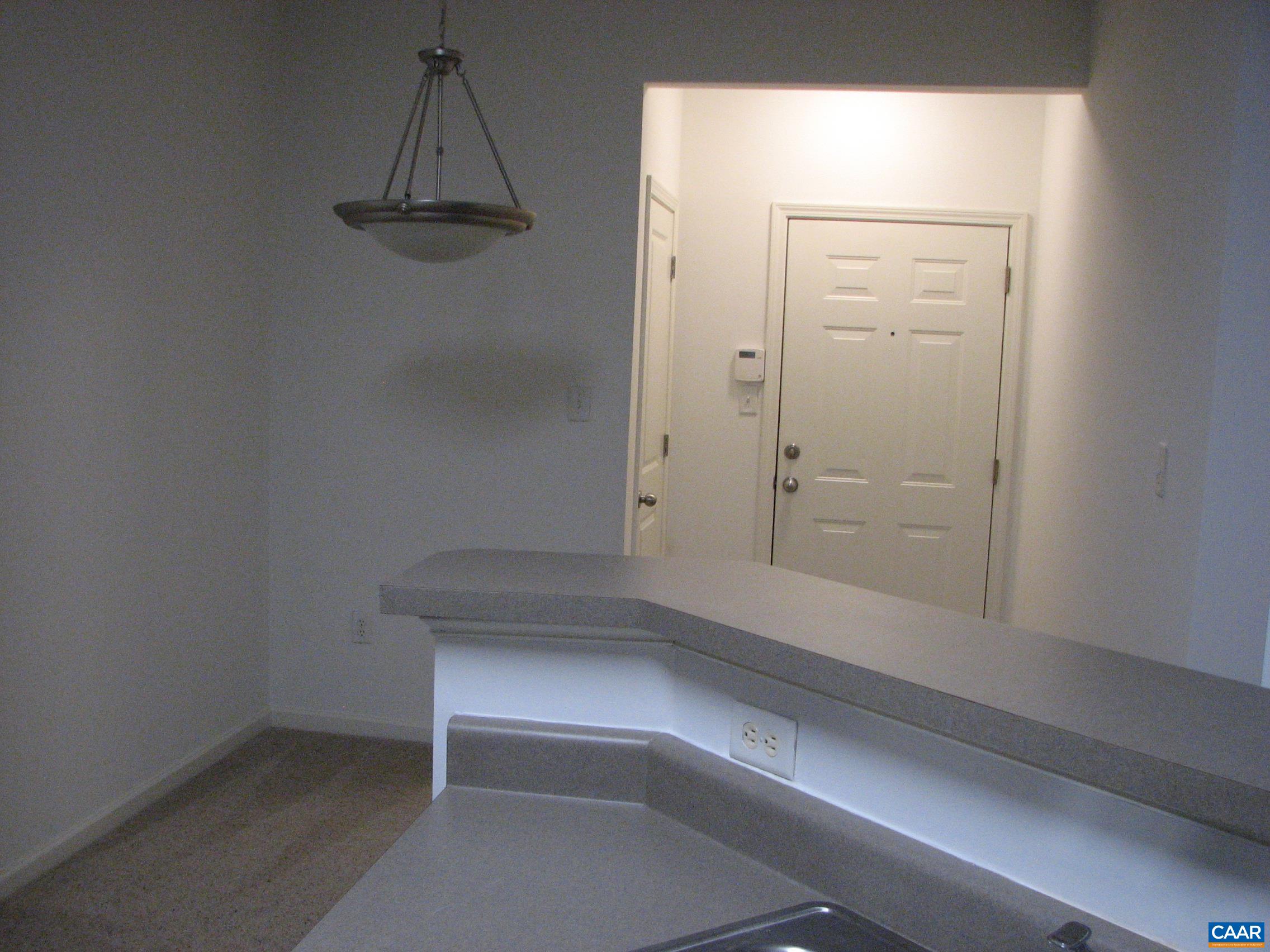 700 Walker Square, Unit 3D Charlottesville, VA 22903 - Photo 25 of 34