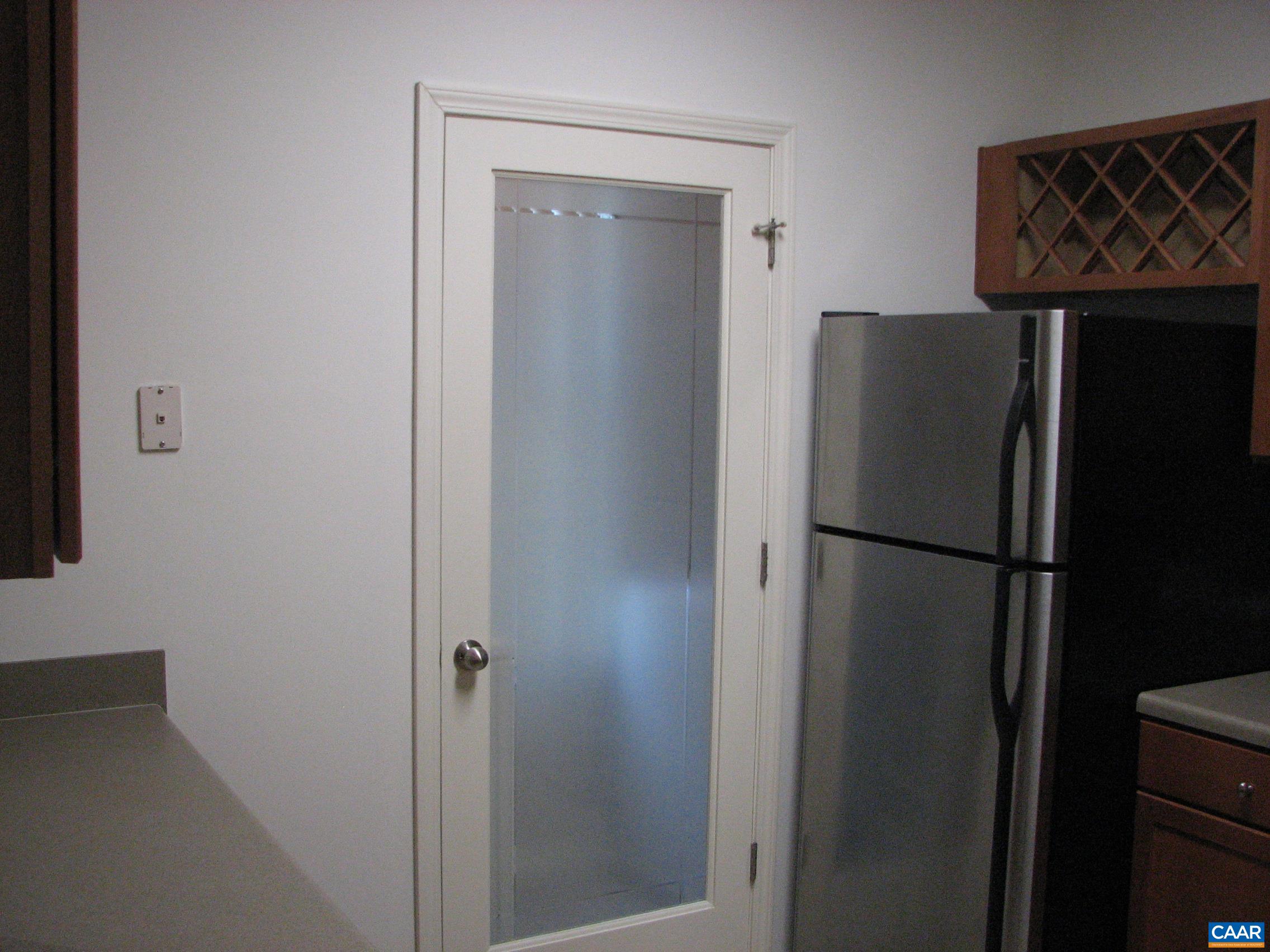 700 Walker Square, Unit 3D Charlottesville, VA 22903 - Photo 27 of 34