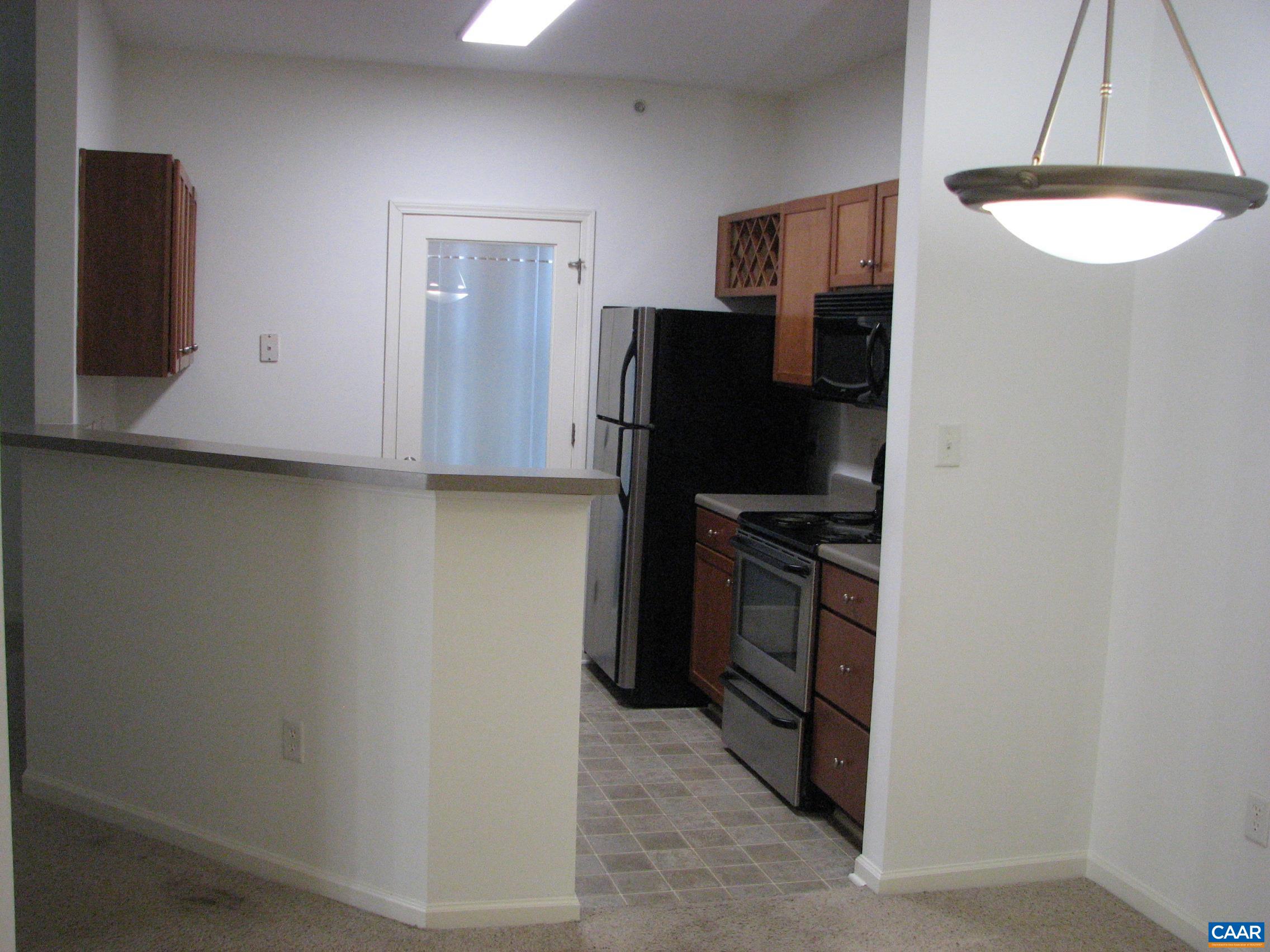 700 Walker Square, Unit 3D Charlottesville, VA 22903 - Photo 29 of 34