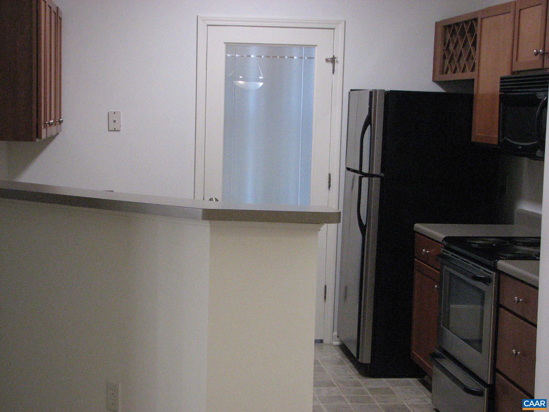 700 Walker Square, Unit 3D Charlottesville, VA 22903 - Photo 33 of 34