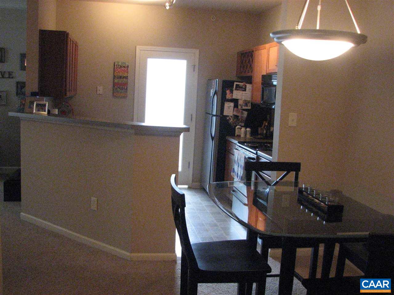 700 Walker Square, Unit 3D Charlottesville, VA 22903 - Photo 8 of 34