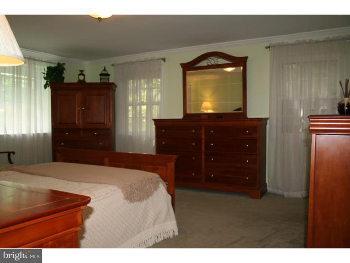 258 Harrogate Road Wynnewood, PA 19096 - Photo 14 of 24 Bedroom - Main