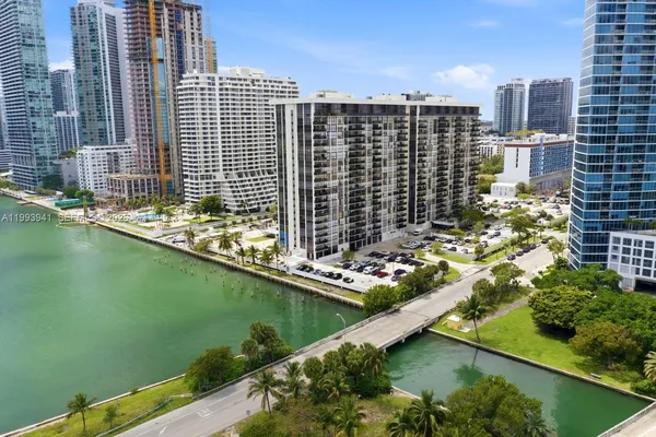 $2,850 | 600 Northeast 36th Street, Unit 1708, Miami, FL 33137